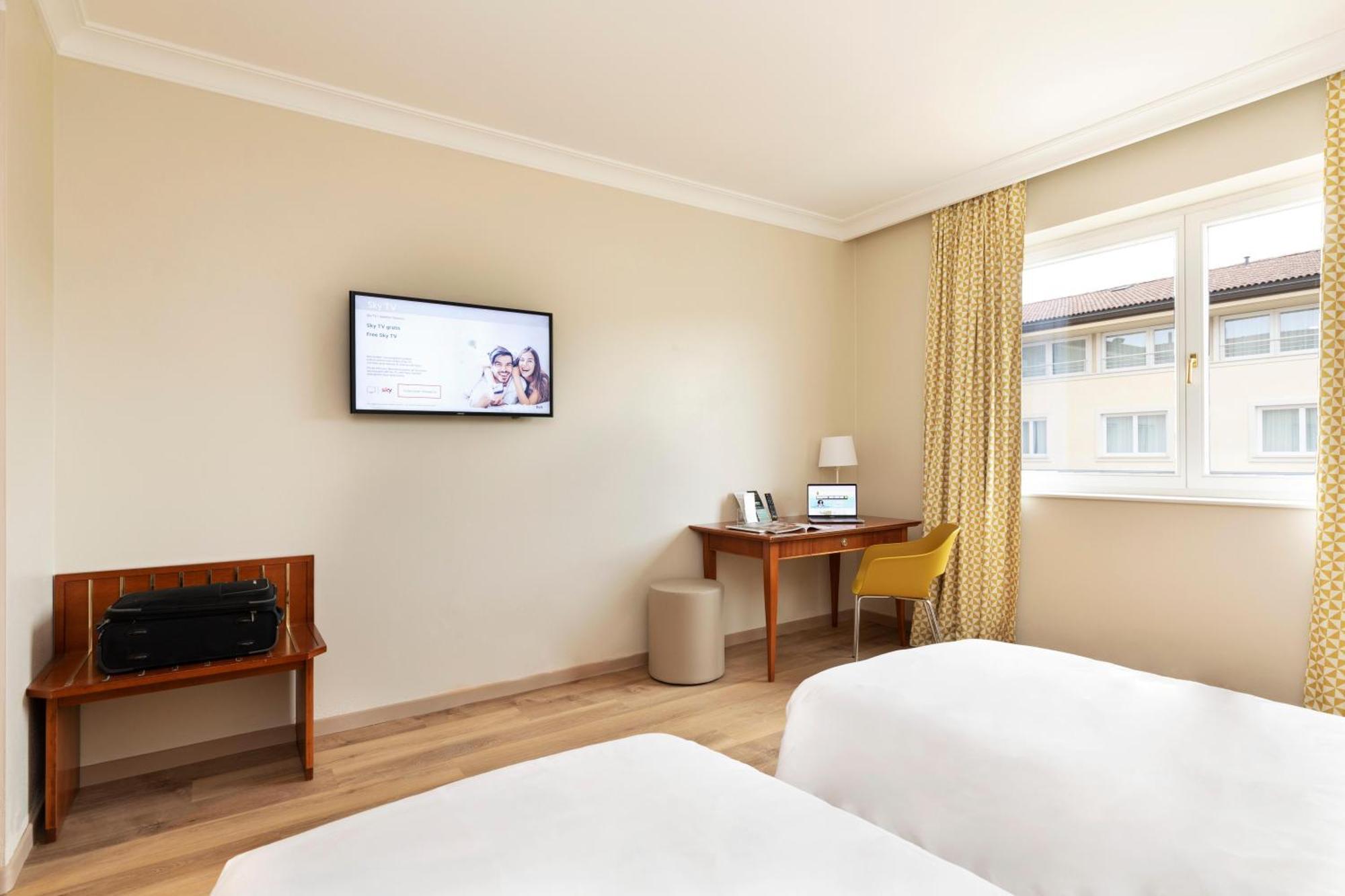 - Di Garda Hotel Affi