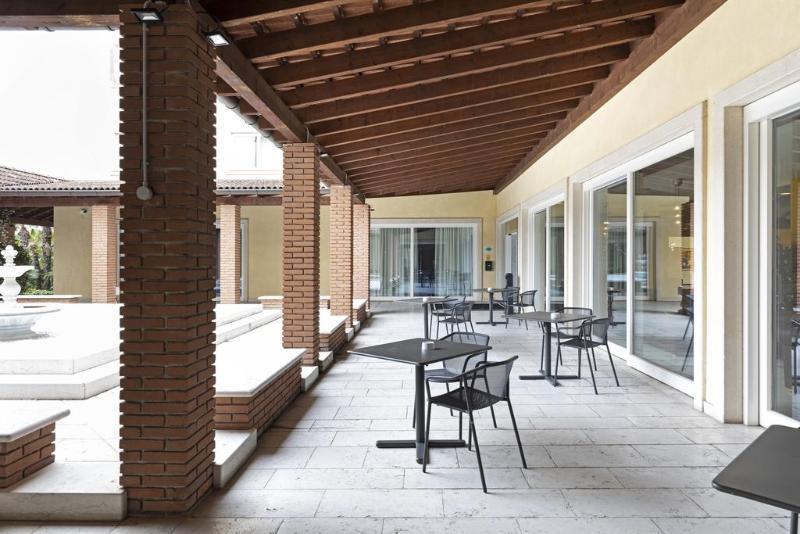 - Di Garda