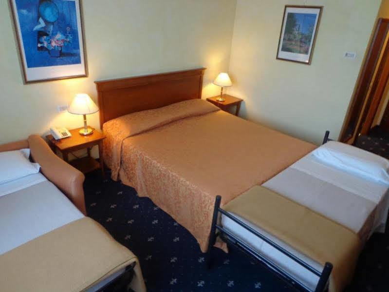 - Di Garda Hotel 3*